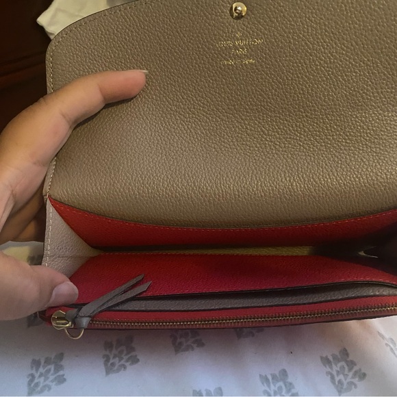 𝅺LOUIS vuitton empriente emilie wallet only**** - Picture 14 of 17